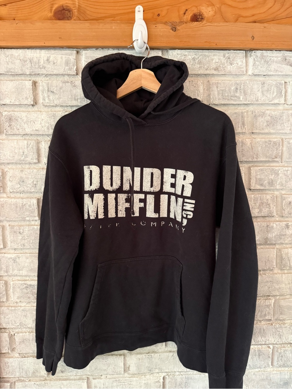 Dunder Mifflin Black Pullover Hoodie for Men #theoffice